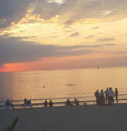 Sea & Chill شقة *